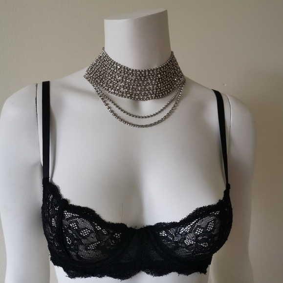 Choker - Picture 3 of 5